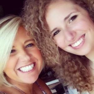 Meet your Posher, Nora